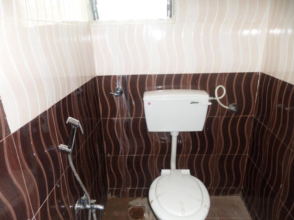 Hotel Riya-Raj Lodging Titwala Szoba fotó